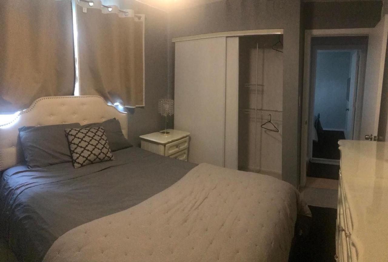 Urban Las Vegas Colonial In The Heart Of Vegasヴィラ エクステリア 写真