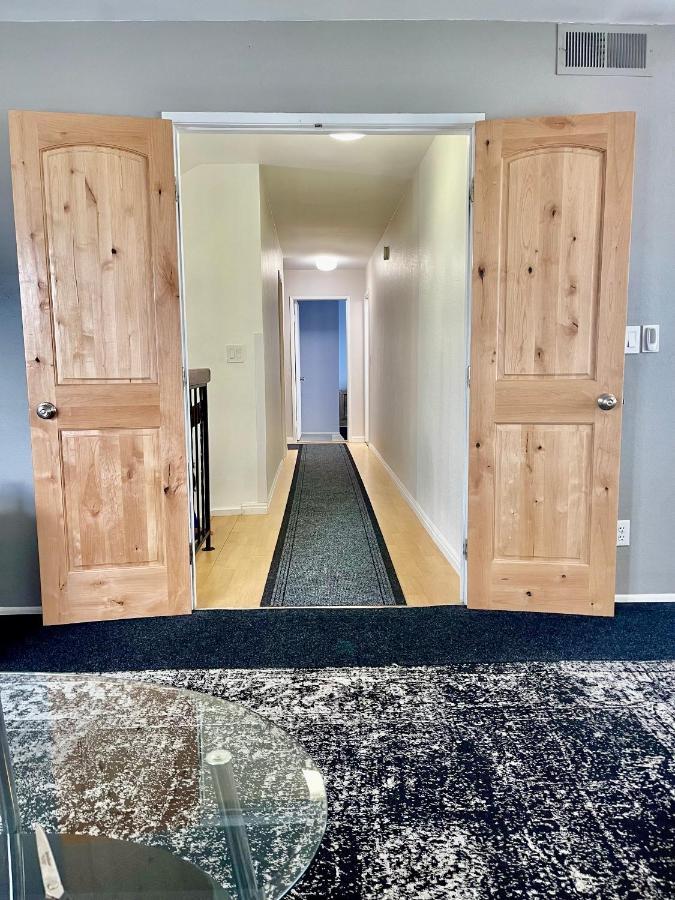 Urban Las Vegas Colonial In The Heart Of Vegasヴィラ エクステリア 写真
